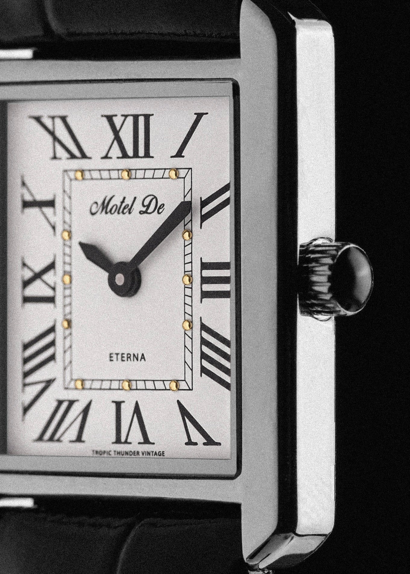 Motel De Eterna Watch Silver - INT